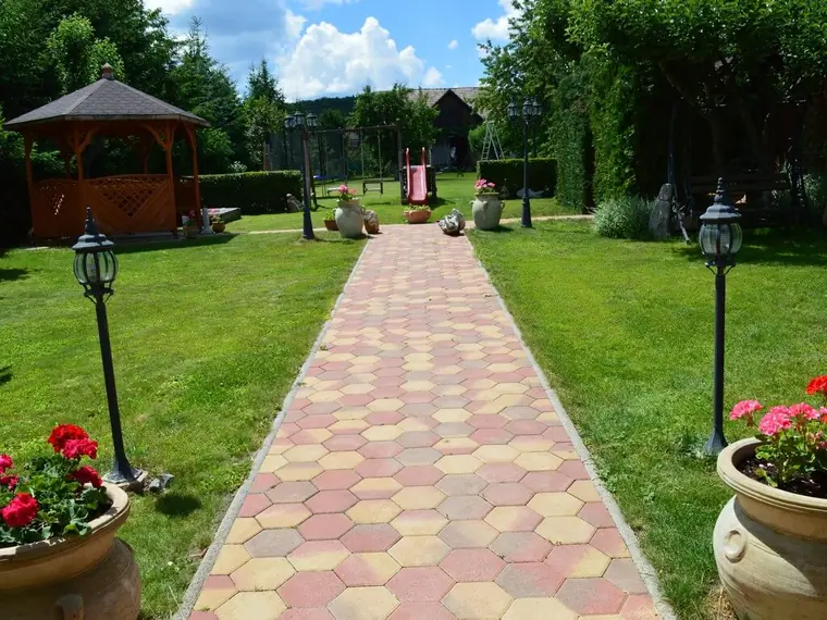 Garden and relaxation area